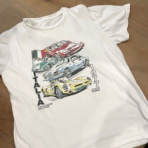 Brandy Melville Graphic T